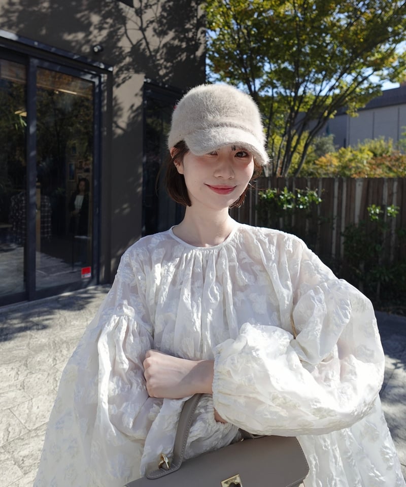 jacquard over flare blouse | Acka.｜ エーシーケーエー｜公式