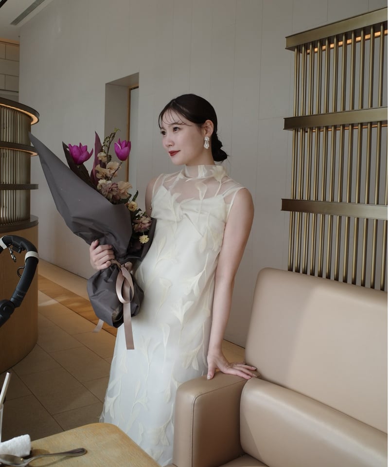 Acka. sheer flower one-piece アイボリー 人気オケージョンワンピース〕 ▪︎puffy ocasion dress 同窓会