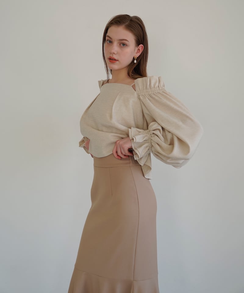 puffy cami blouse | Acka.| エーシーケーエー|公式オンライン puffy cami blouse | Acka.| エーシーケーエー|公式オンライン