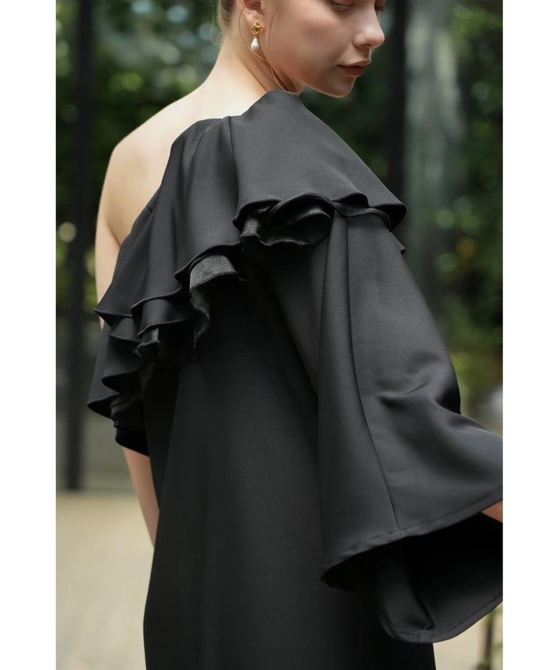 frill shoulder lady dress | Acka.| エーシーケーエー|公式オ frill shoulder lady dress | Acka.| エーシーケーエー|公式オ