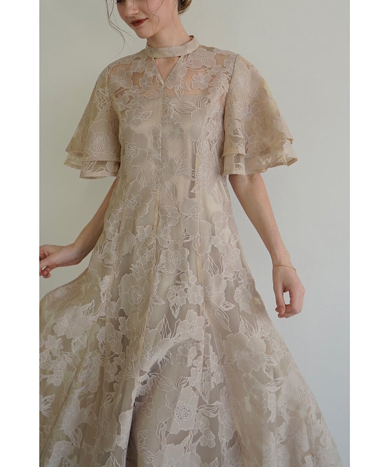 [本日限定]acka all sheer flower dress（beige）二重に重ねたフレア袖は