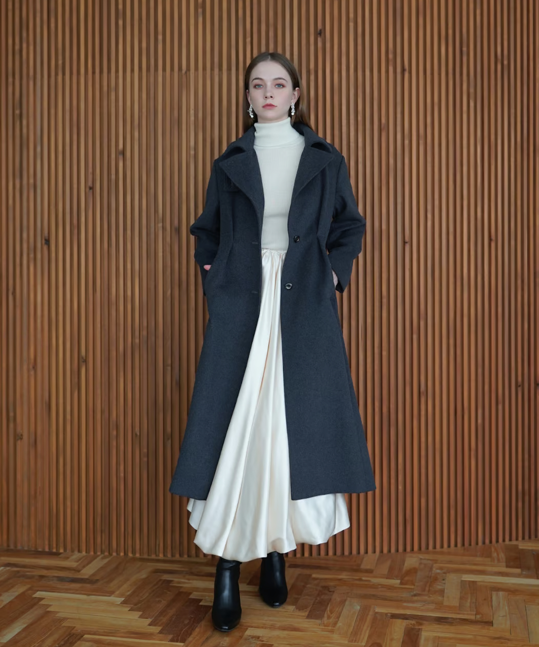 Acka. stand collar fringe coat