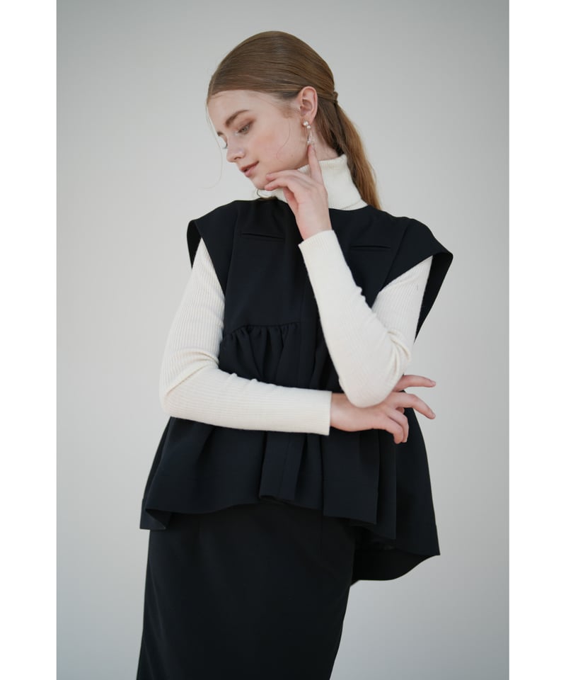 【9/5まで】Acka. georgette peplum tops ブラック georgette peplum tops Acka