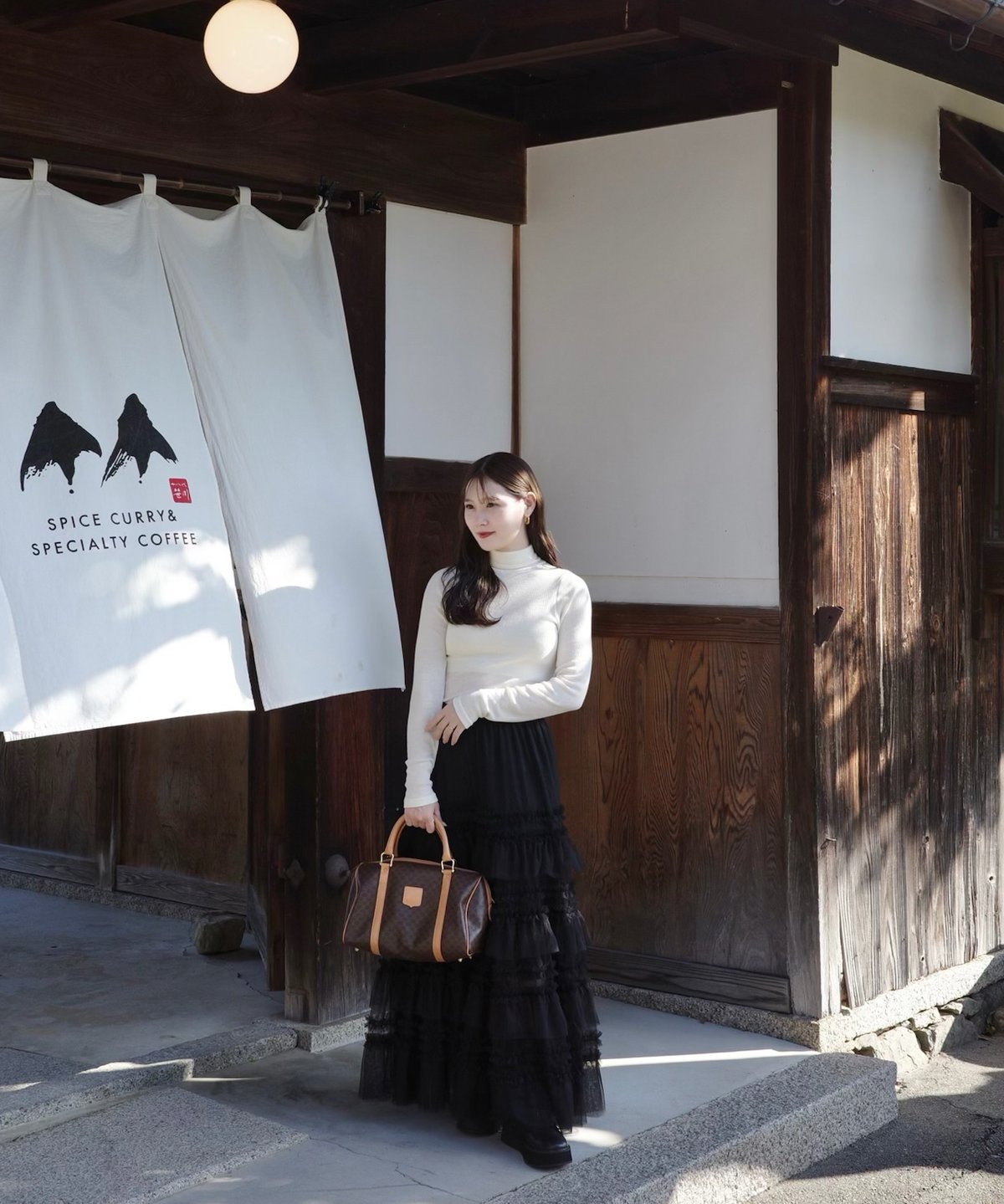 tulle long skirt | Acka.| エーシーケーエー|公式オンライン tulle long skirt | Acka.| エーシーケーエー|公式オンライン