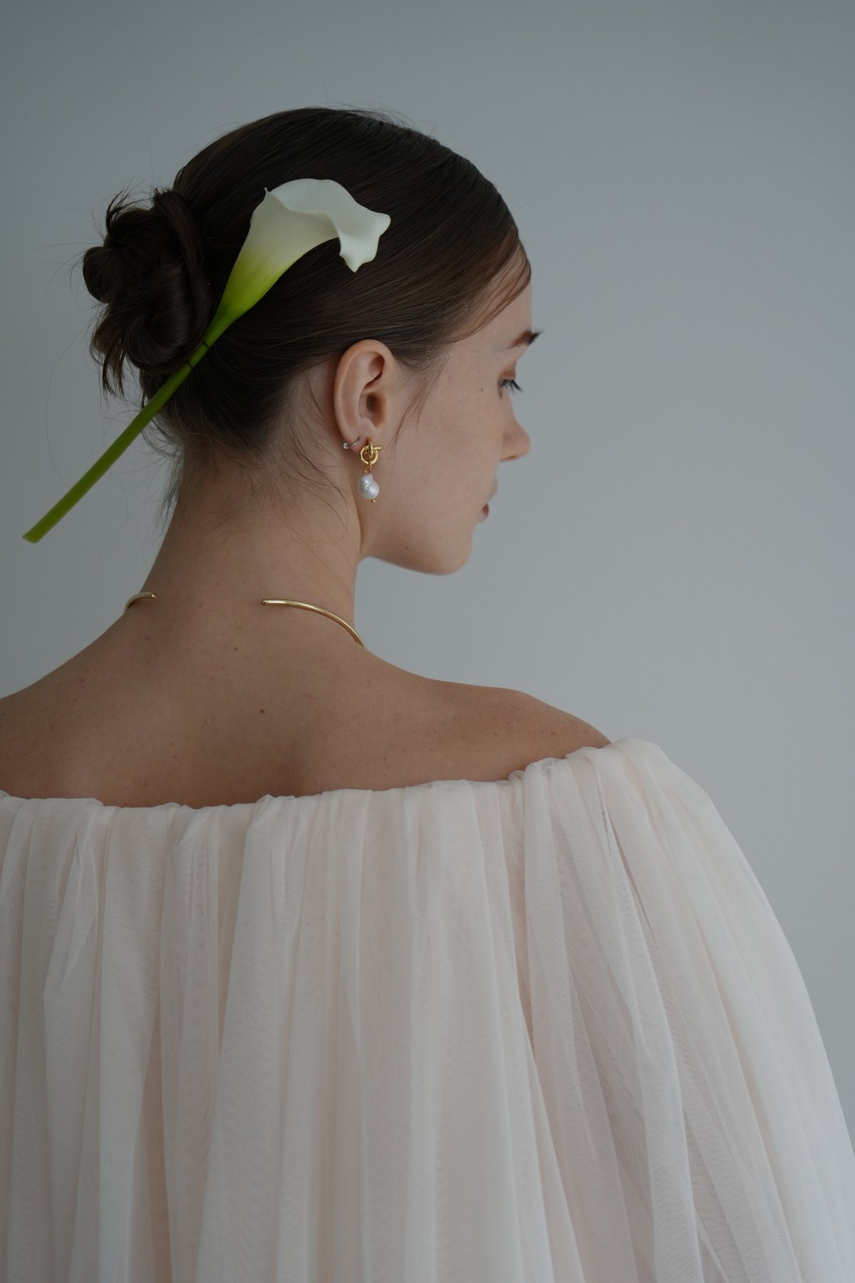 tulle shirring blouse | Acka.| エーシーケーエー|公式 tulle shirring blouse | Acka.| エーシーケーエー|公式