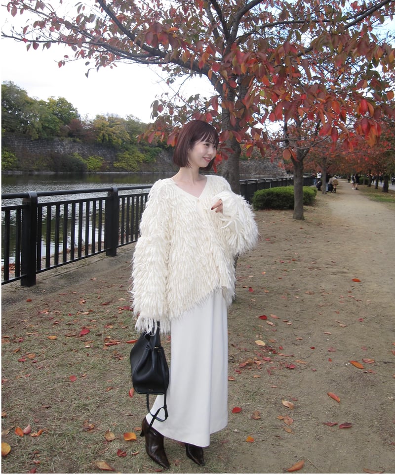 fringe volume cardigan | Acka.| エーシーケーエー|公式 fringe volume cardigan | Acka.| エーシーケーエー|公式