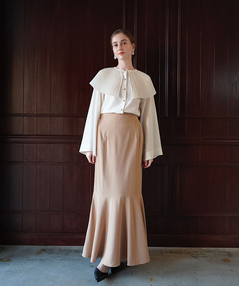 pleats collar blouse | Acka.| エーシーケーエー|公式 pleats collar blouse | Acka.| エーシーケーエー|公式