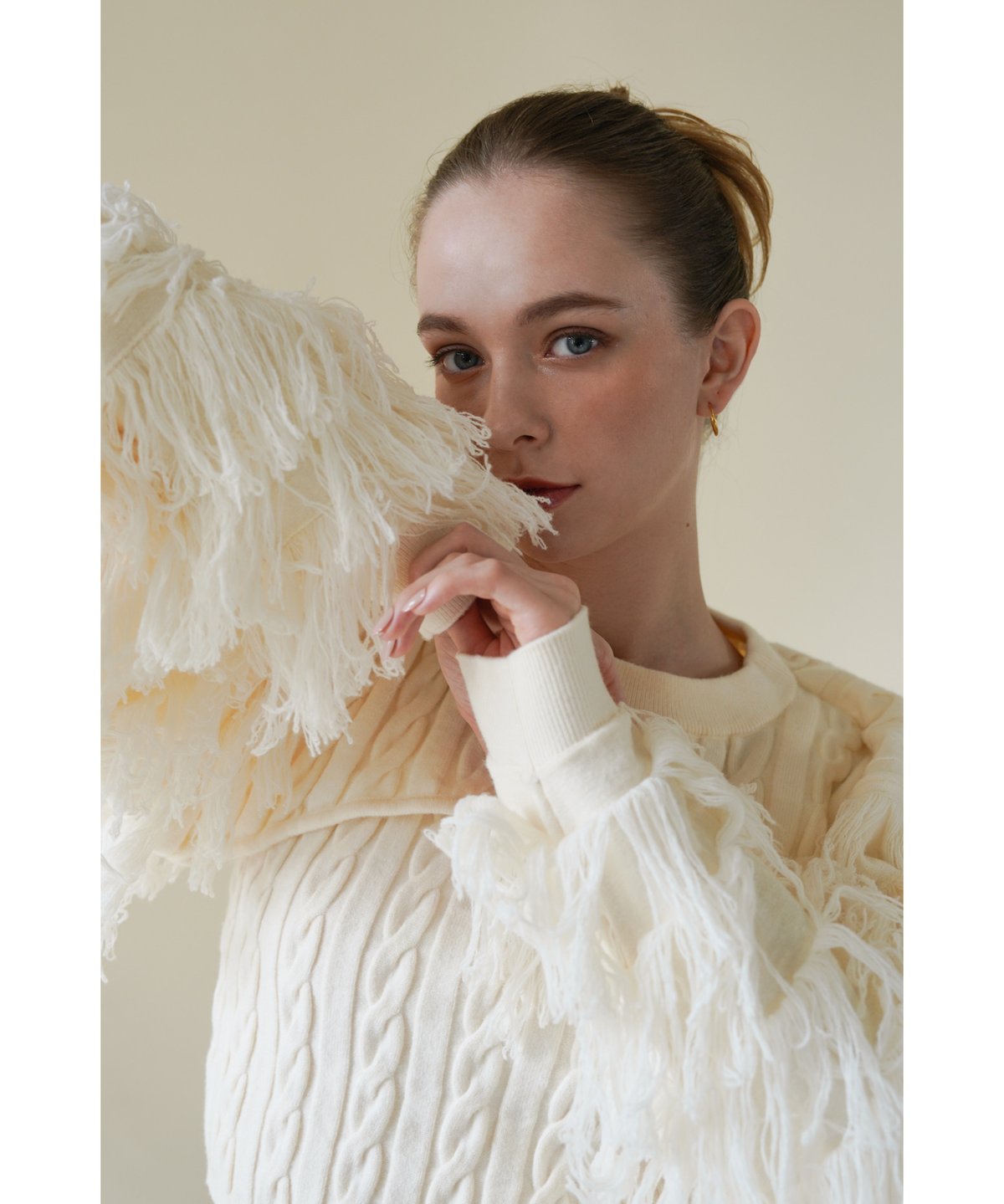 トップス Acka fringe short knit Acka fringe short knit