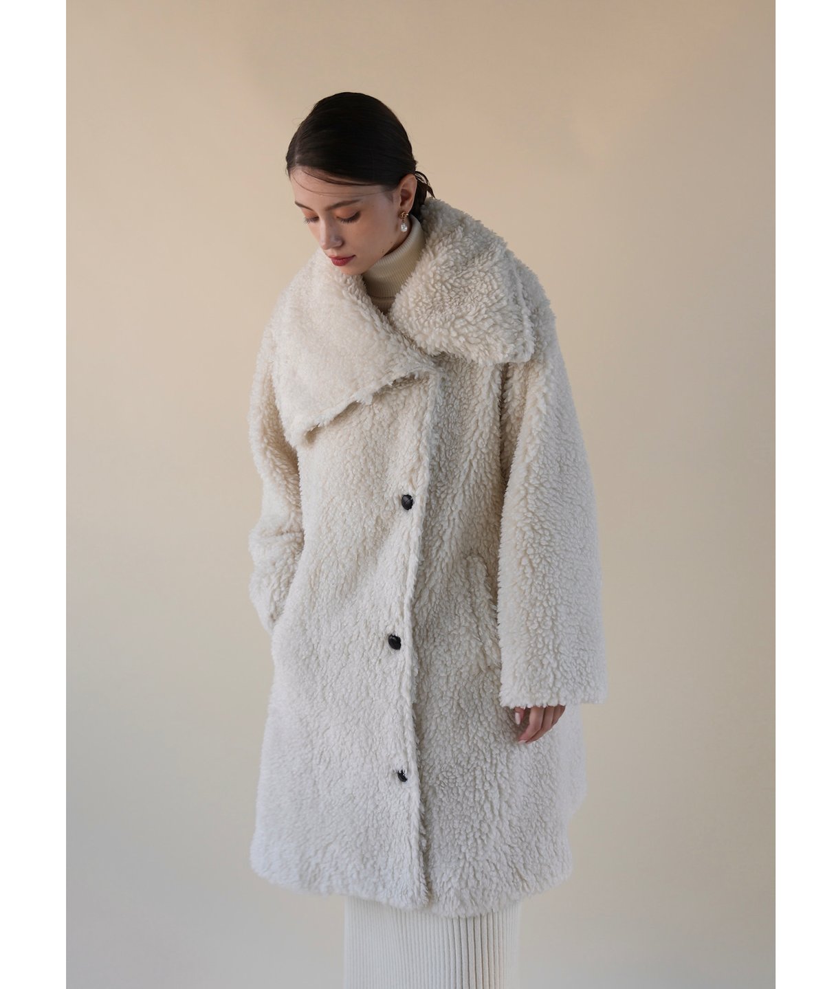 layered collar boa coat | Acka.｜ エーシーケーエー｜公式オン...