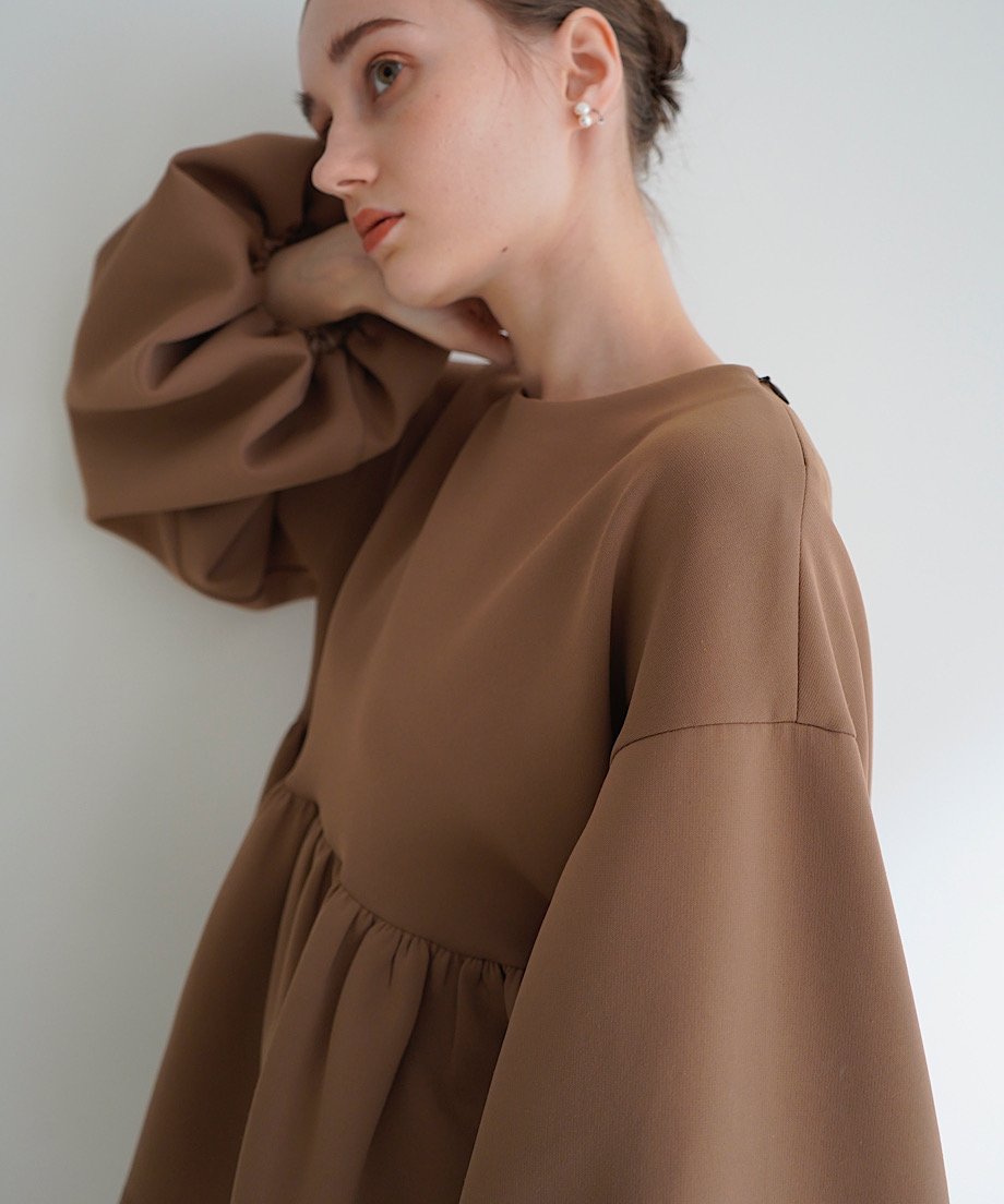 Acka. peplum loose sweat 新品未使用 peplum loose sweat | Acka.｜ エーシーケーエー｜公式