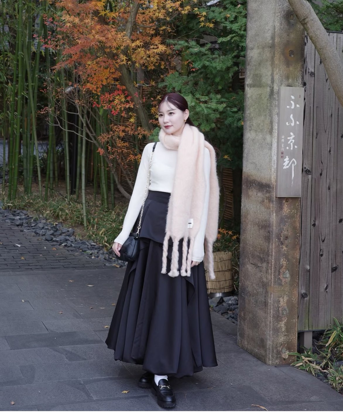 Acka balloon form satin skirt サイズ2