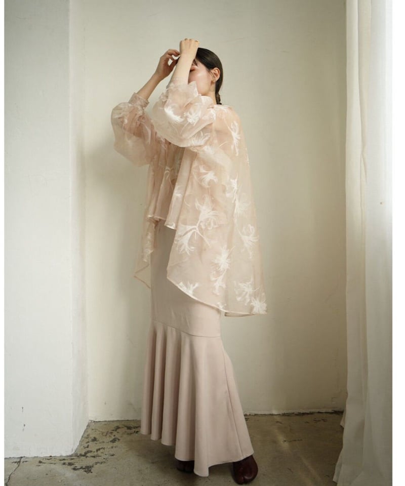 sheer over flare blouse（ivory） | 【Acka.】エーシーケーエ...