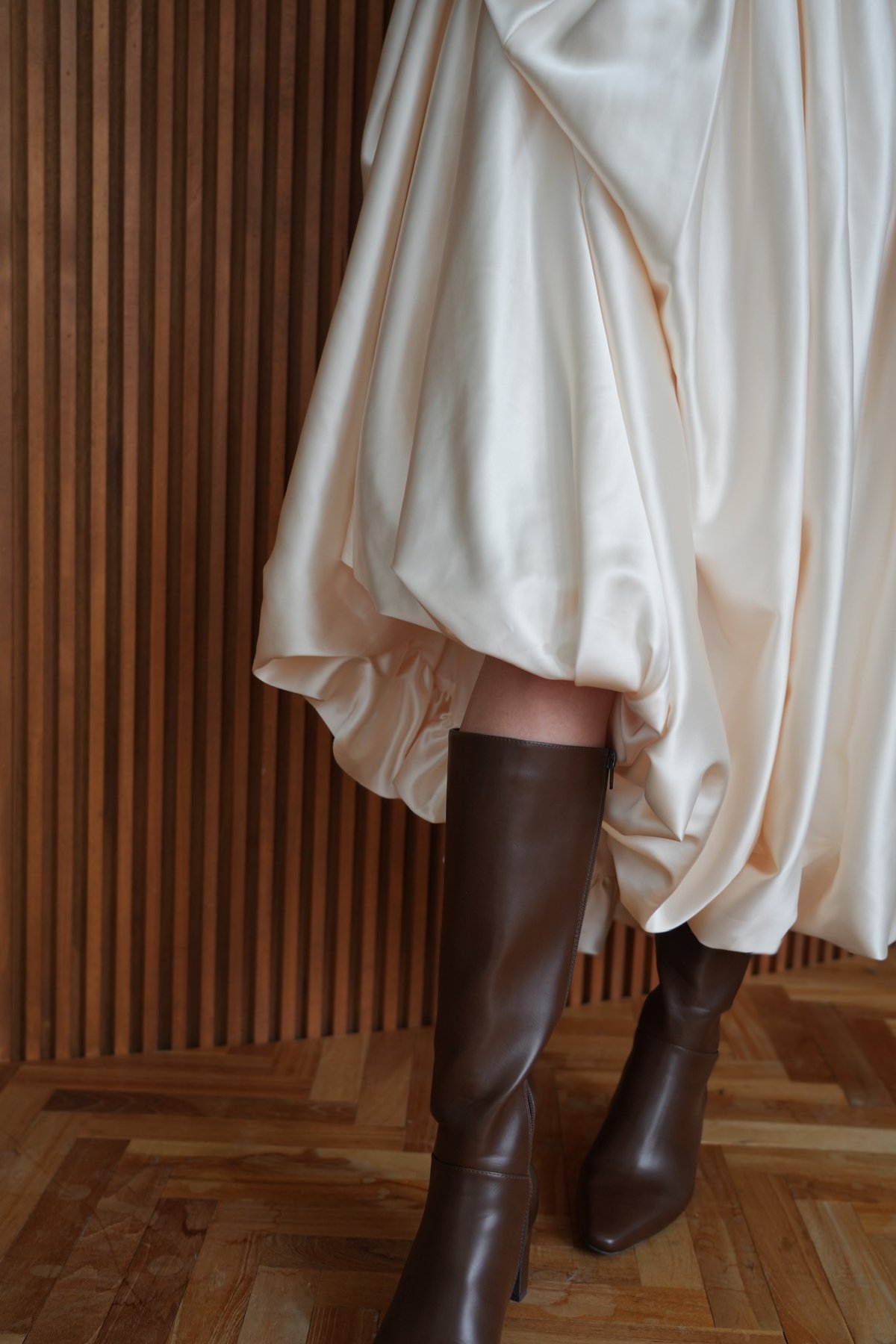 balloon form satin skirt | Acka.| エーシーケーエー|公式 balloon form satin skirt | Acka.| エーシーケーエー|公式