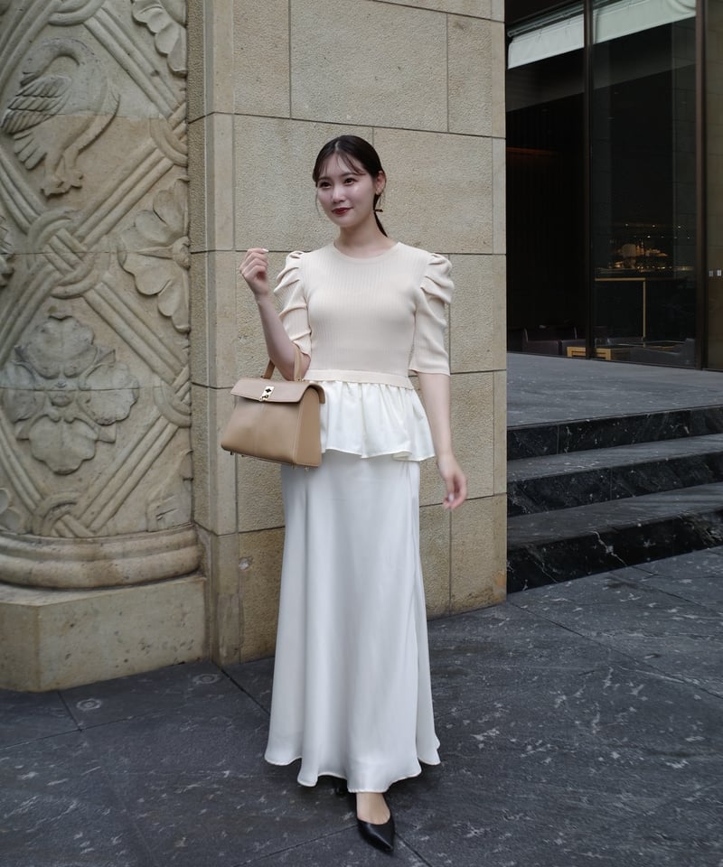 satin flare skirt | Acka.｜ エーシーケーエー｜公式オンラインストア 