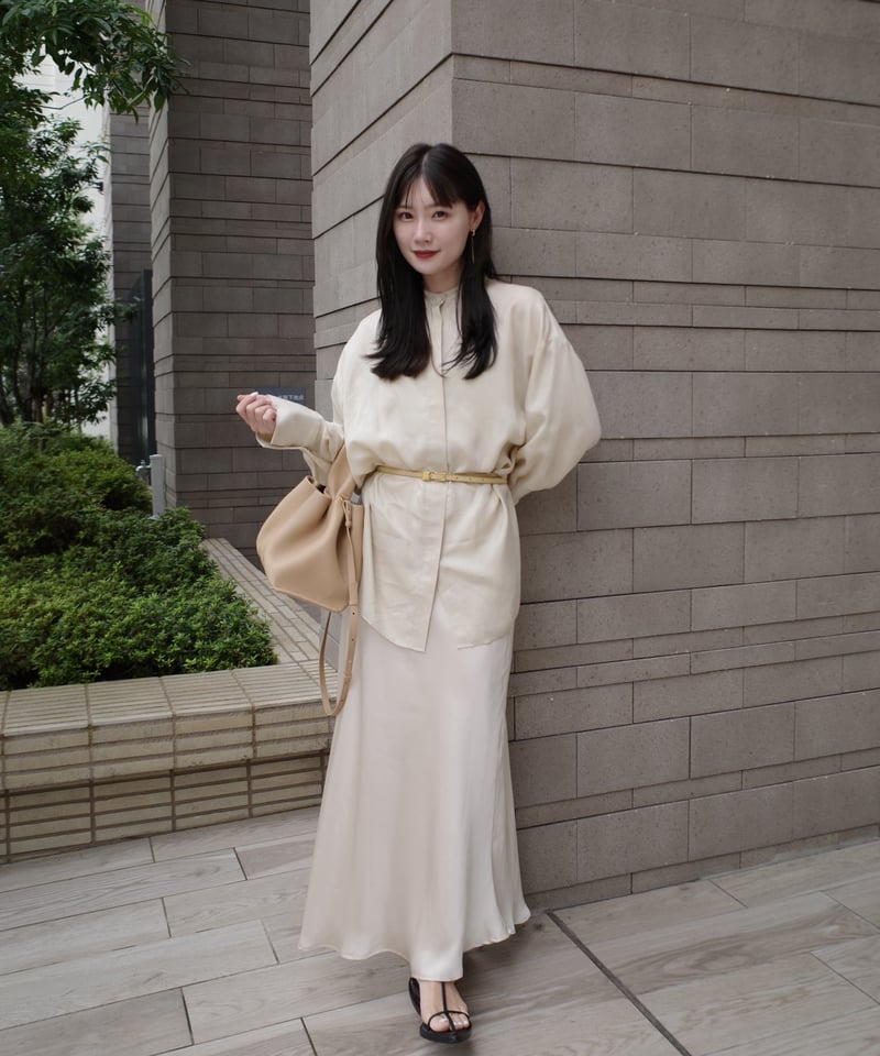 satin flare skirt | Acka.| エーシーケーエー|公式オンライン satin flare skirt | Acka.| エーシーケーエー|公式オンライン