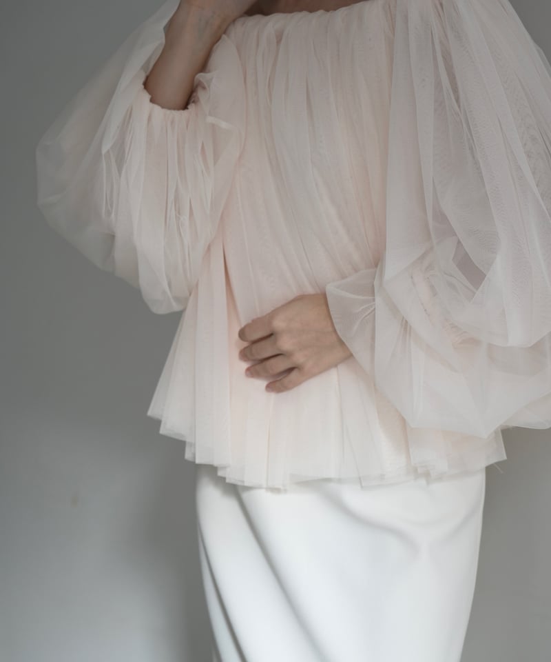 tulle shirring blouse | Acka.| エーシーケーエー|公式 tulle shirring blouse | Acka.| エーシーケーエー|公式