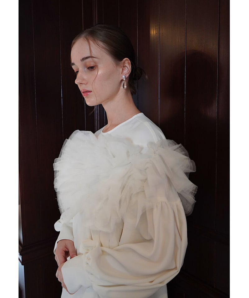 トップス acka tulle off shoulder blouse Acka ブラウスtulle off shoulder blouse