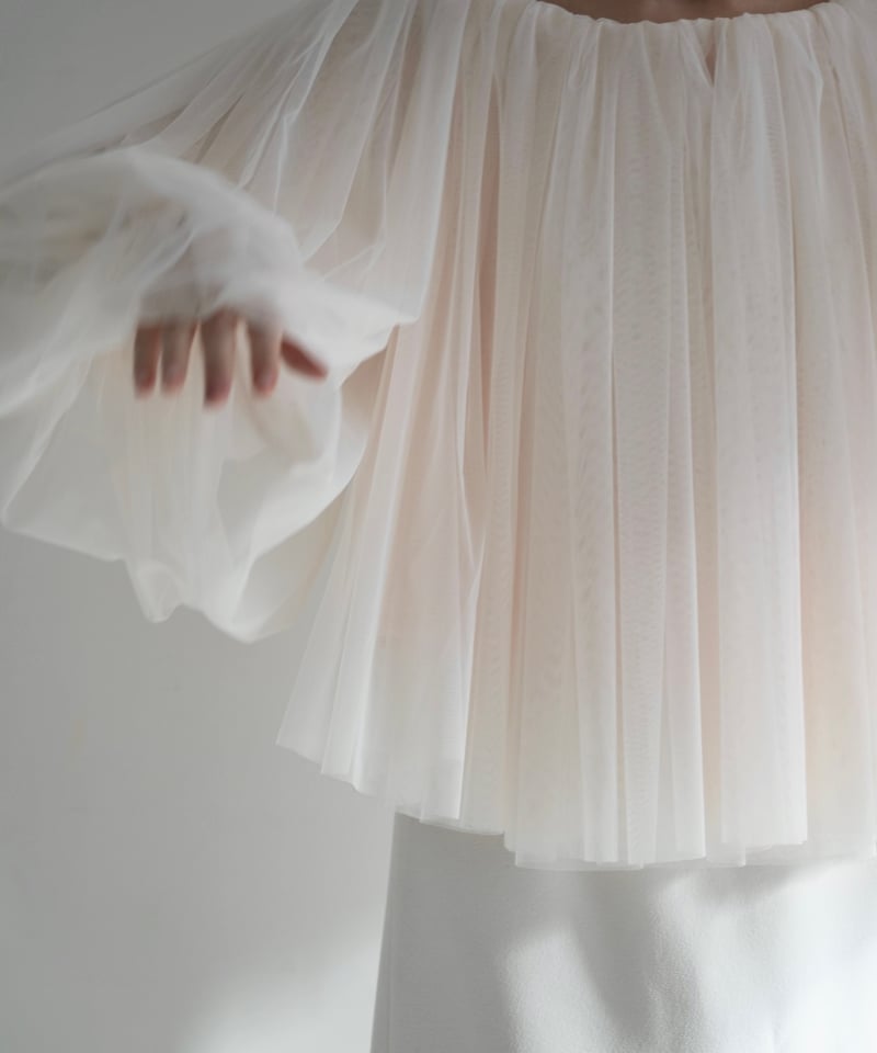 Acka. tulle shirring blouse