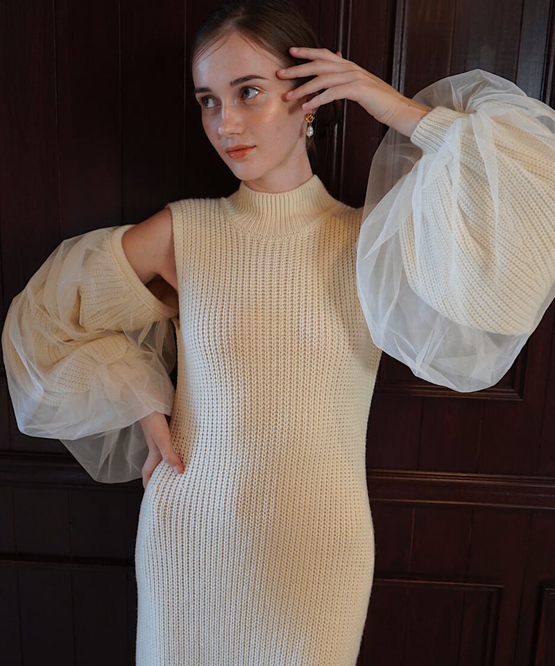 Acka tulle sleeve knit one-piece