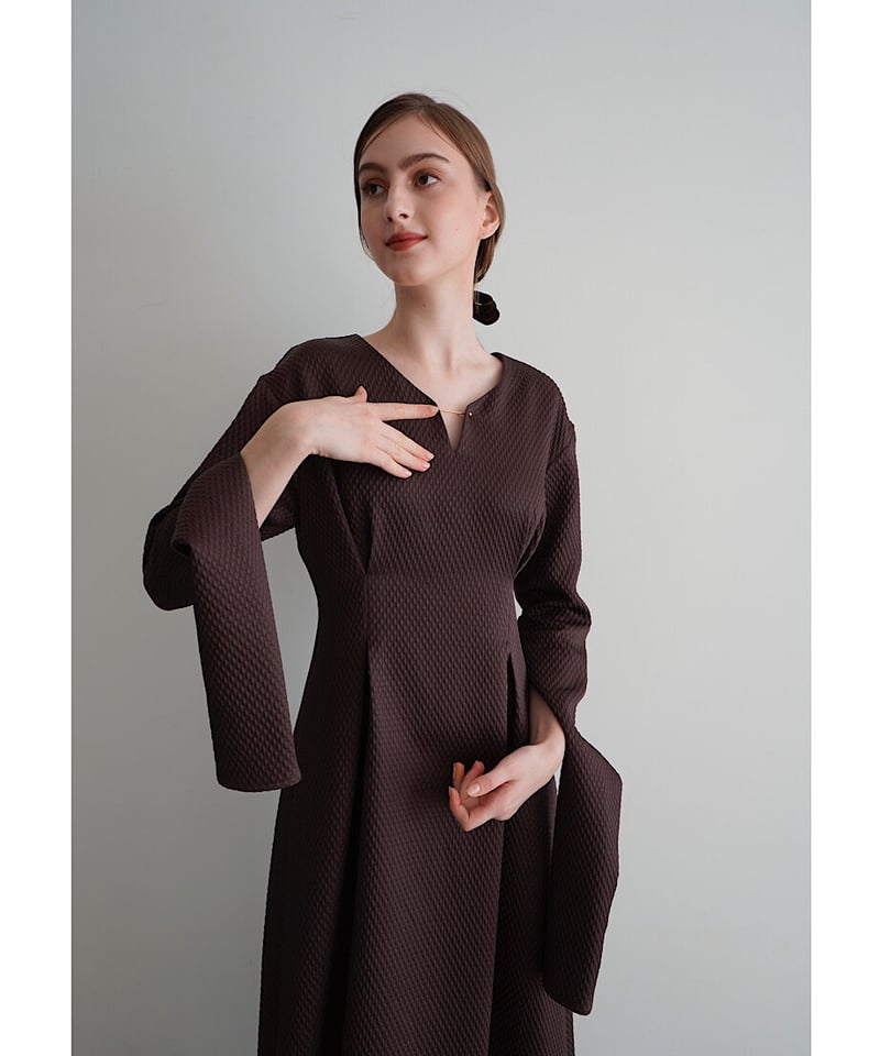 arm slit one-piece(brown) | 【Acka.】エーシーケーエー|公式オ...