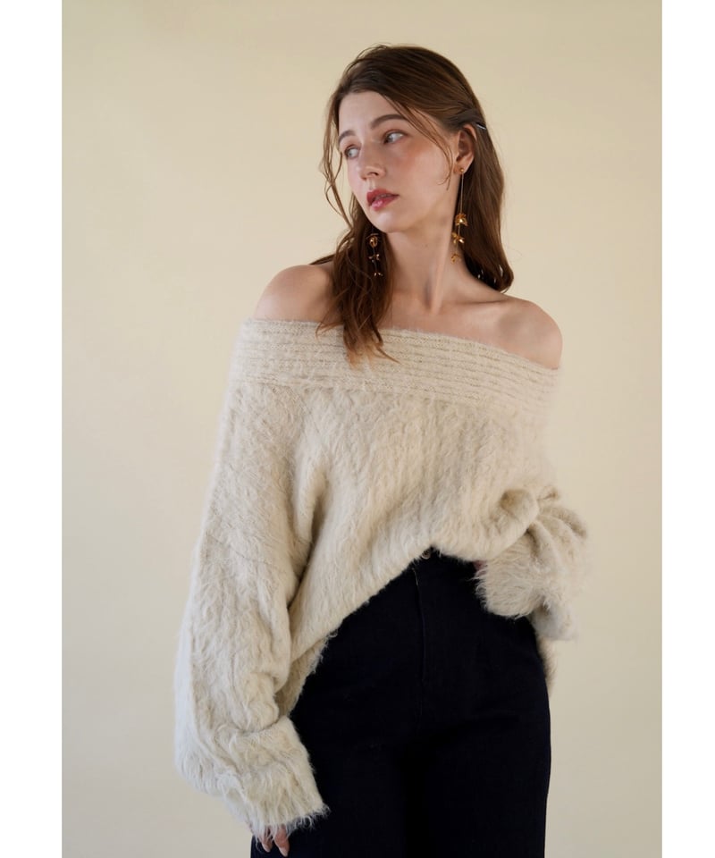 off shoulder knit | Acka.| エーシーケーエー|公式オンライン off shoulder knit | Acka.| エーシーケーエー|公式オンライン