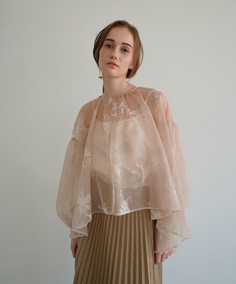 『新品未使用』Acka sheer over flare blouse