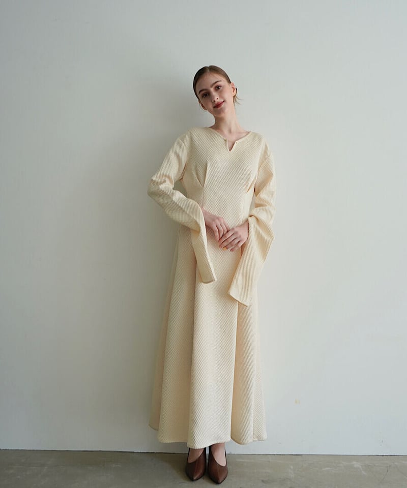 Acka arm slit one-piece （ivory）【サイズ2】