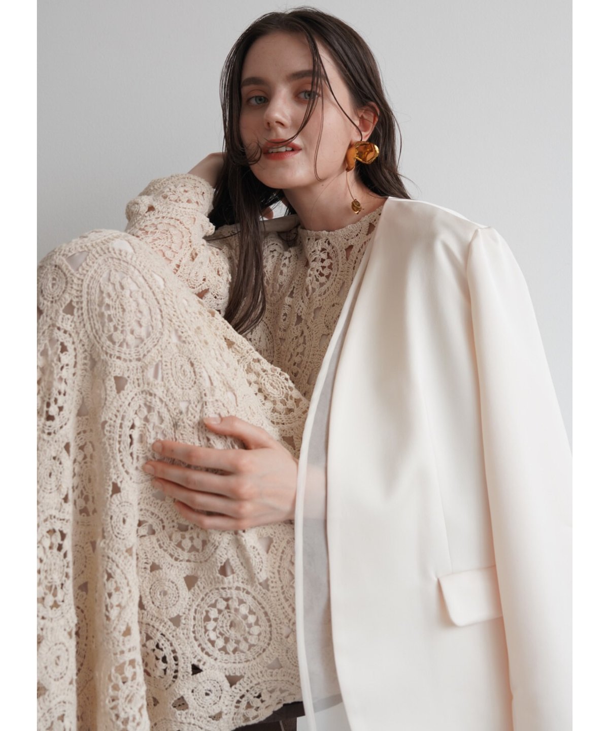 glossy no collar jacket | Acka.| エーシーケーエー|公式 glossy no collar jacket | Acka.| エーシーケーエー|公式