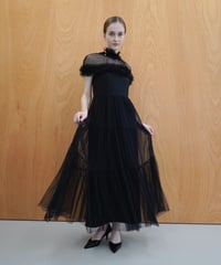 sheer shoulder dress（black）