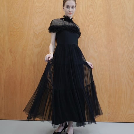 sheer shoulder dress（black）