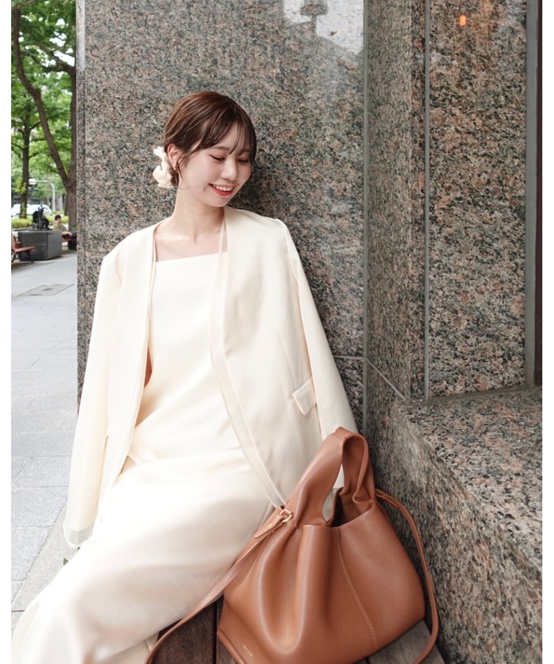 glossy no collar jacket | Acka.| エーシーケーエー|公式 glossy no collar jacket | Acka.| エーシーケーエー|公式