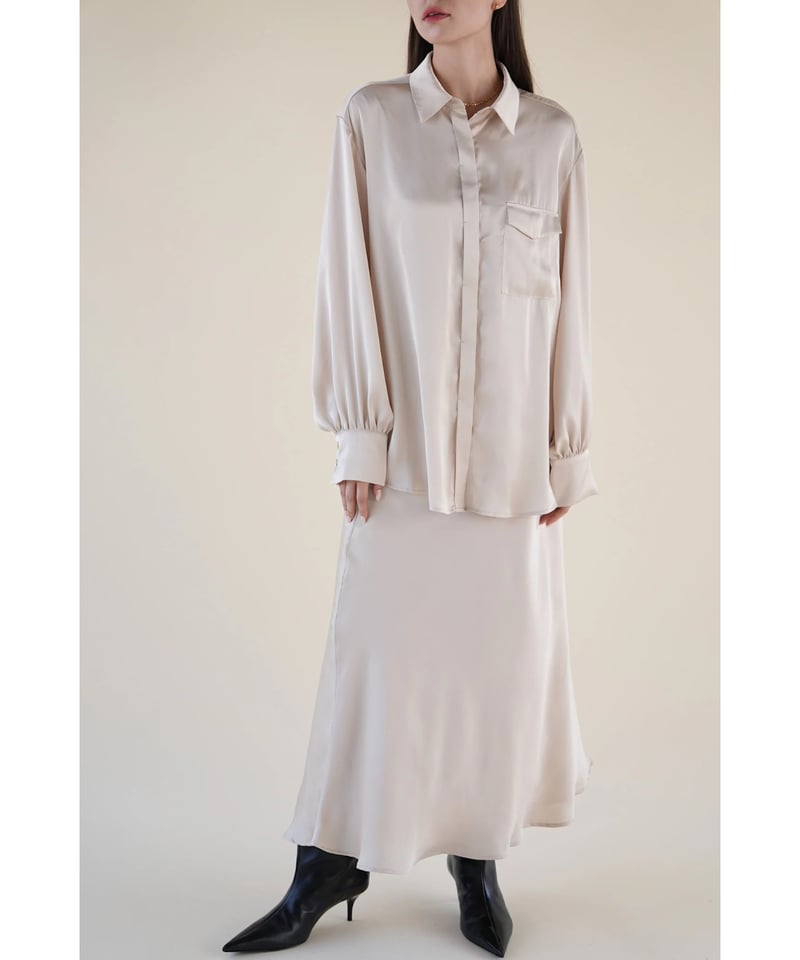 satin flare skirt | Acka.| エーシーケーエー|公式オンライン satin flare skirt | Acka.| エーシーケーエー|公式オンライン