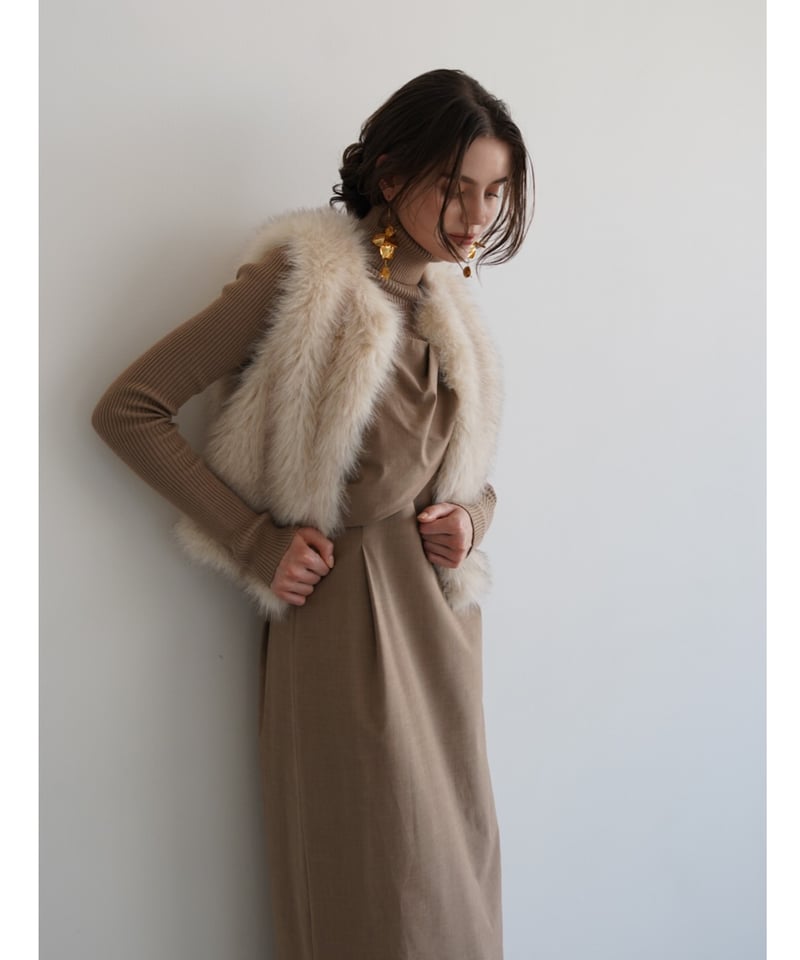 fur short vest | Acka.| エーシーケーエー|公式オンラインストア fur short vest | Acka.| エーシーケーエー|公式オンラインストア