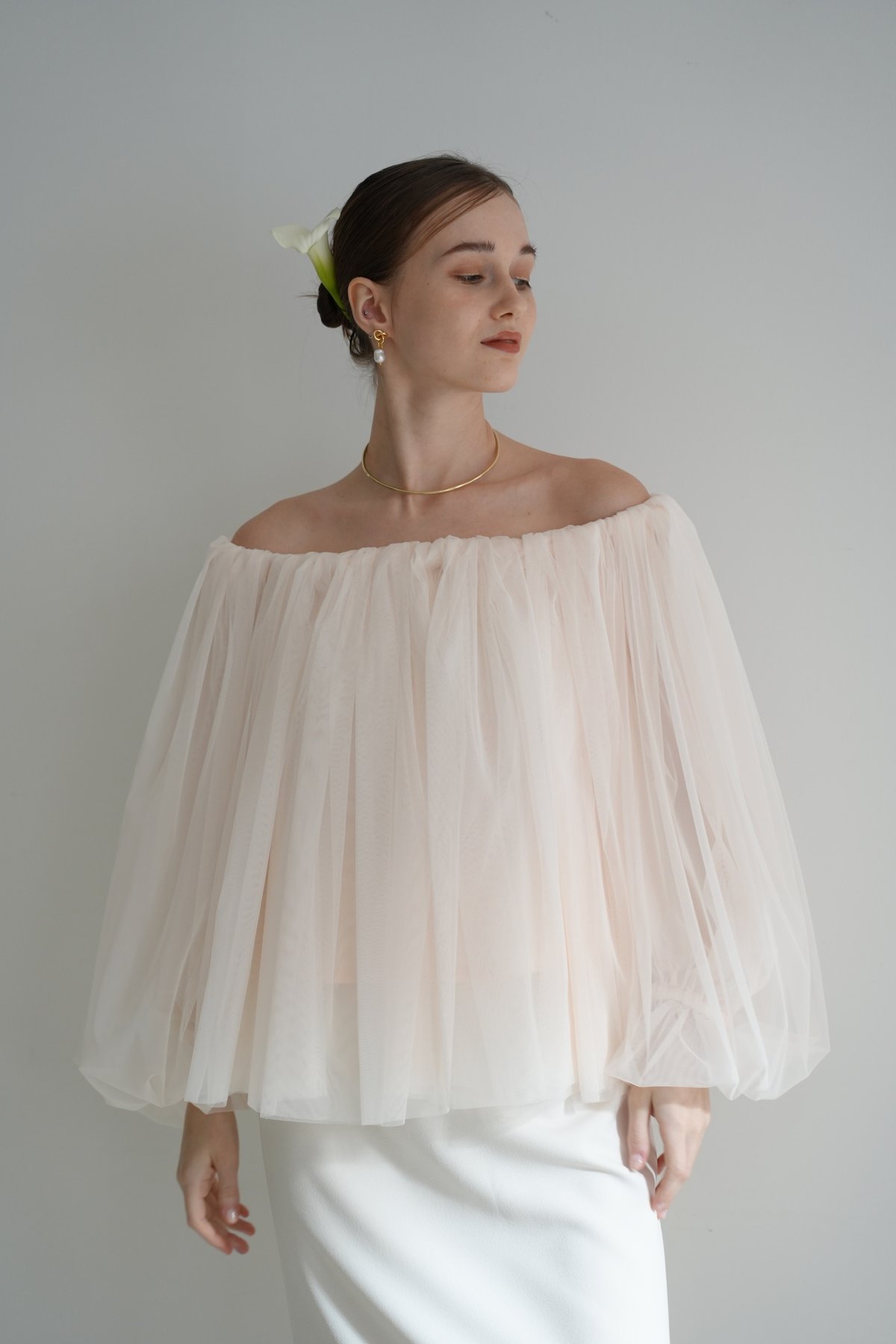 tulle shirring blouse | Acka.| エーシーケーエー|公式 tulle shirring blouse | Acka.| エーシーケーエー|公式