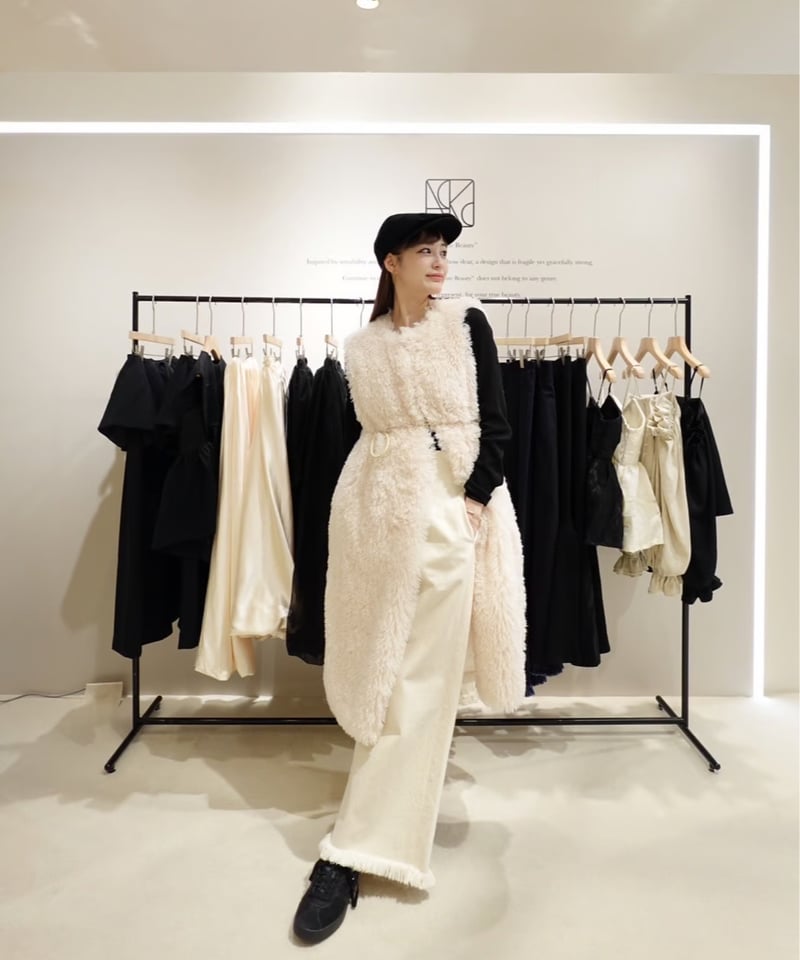 新品タグ付き】Acka. ファーロングベスト size1 アイボリー 羽織り