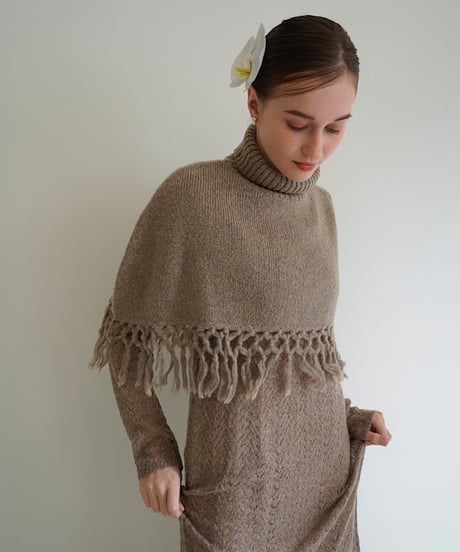 cape ami knit one-piece  (brown)