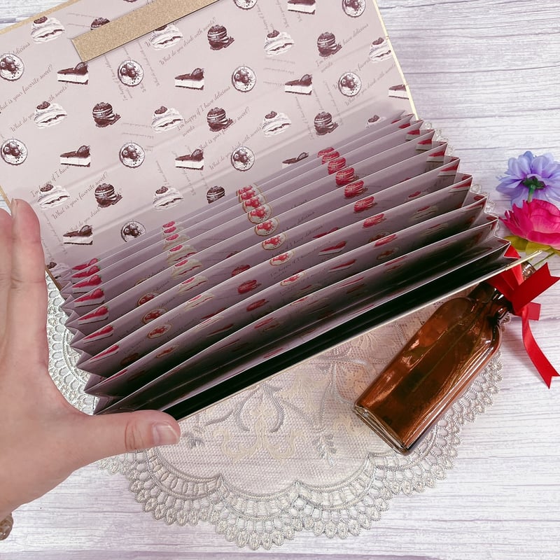 スイーツ柄ペーパー使用クラッチ蛇腹ファイル | ハル×文具女子の文具専門店