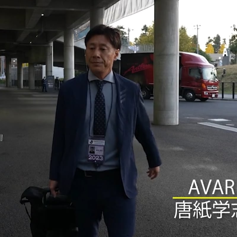 審判DVD第三弾『セクステット』 佐藤隆治のレフェリング“ピース”・西村