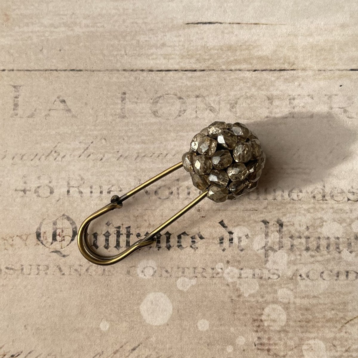 チェコビーズのストールピン・アンティークカラー | ALLUMETTE online