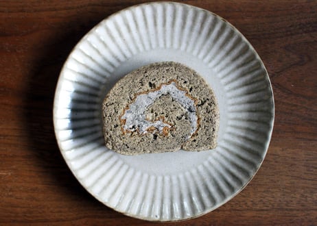 宮城蔵王高原ロールケーキ ごま