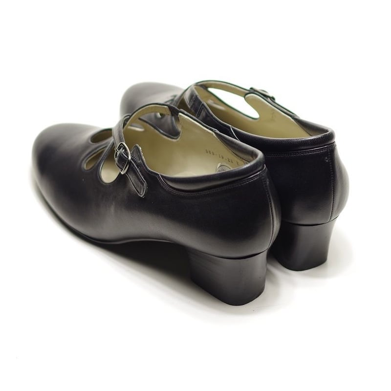 菊池の靴　パンプス　黒 楽天市場】菊地の靴 ストラップ パンプス 835-13 黒 菊地武男