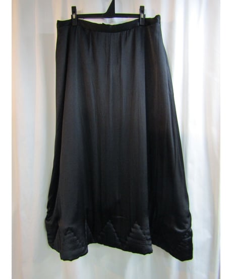 00aw yohji yamamoto femme 中綿入りステッチデザインフレアスカート FT-S09-402