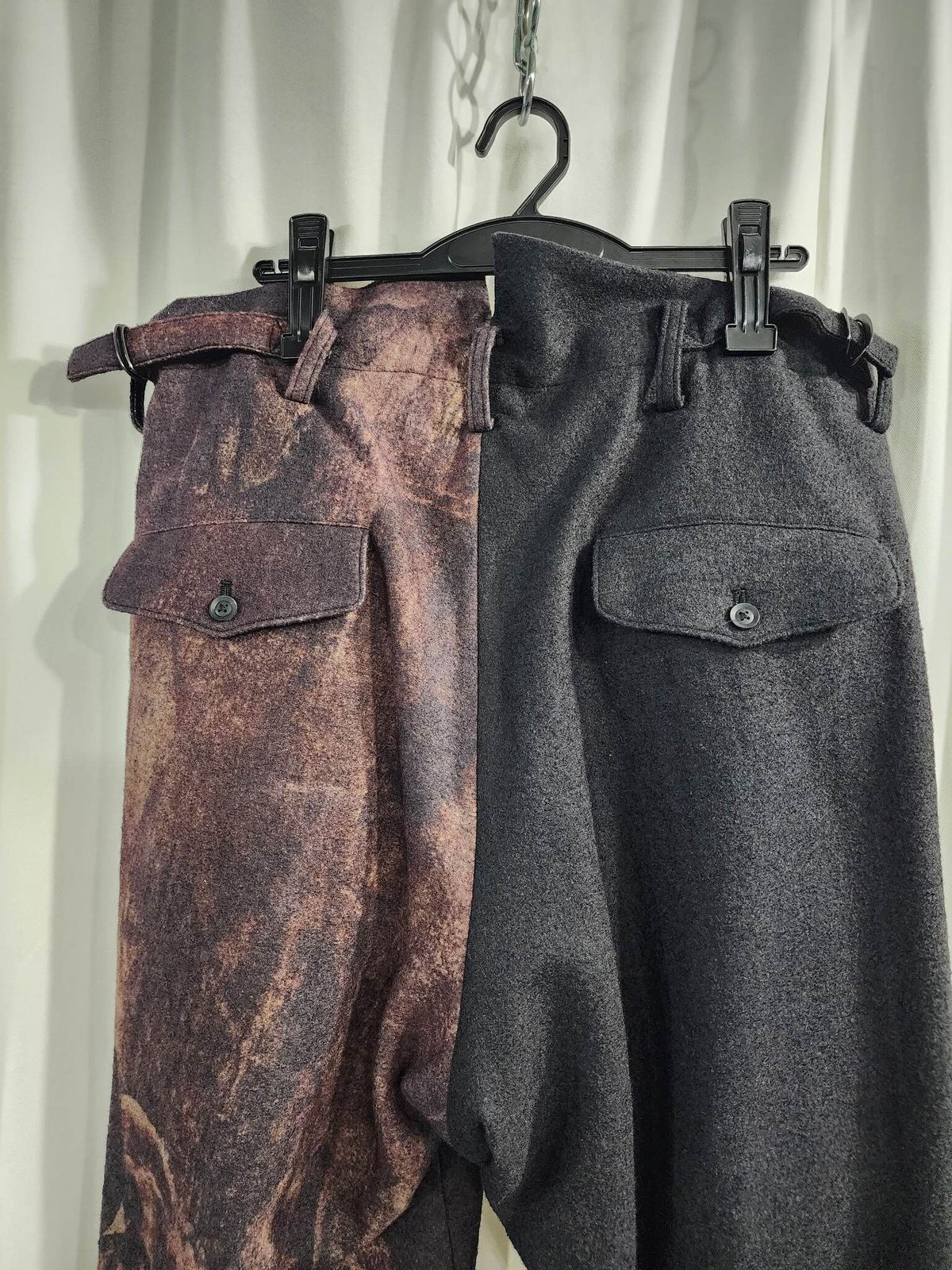 ヨウジヤマモト 22aw ベクシンスキー　サスペンダーパンツ STAFF STYLING｜THE SHOP YOHJI YAMAMOTO