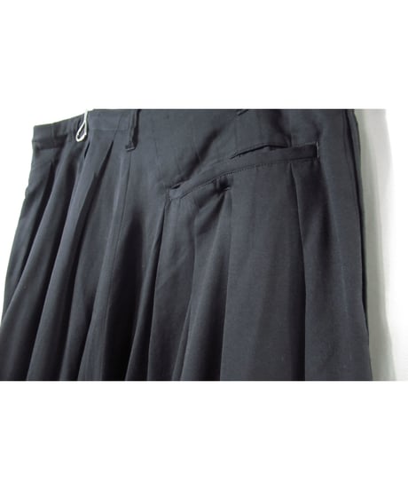 19aw BLACK Scandal yohji yamamoto pour homme 16タック バルーンパンツ（HC-P80-223）