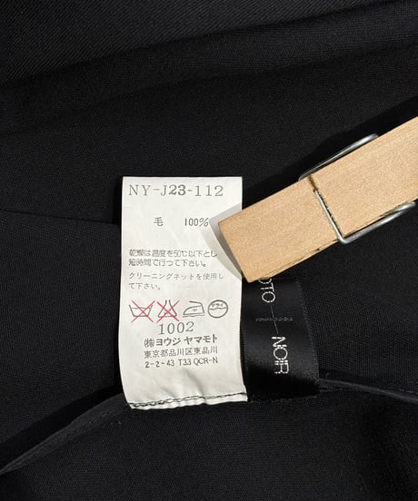 2005SS yohji yamamoto +NOIR ３ボタンジャケット（NY-J23-112）