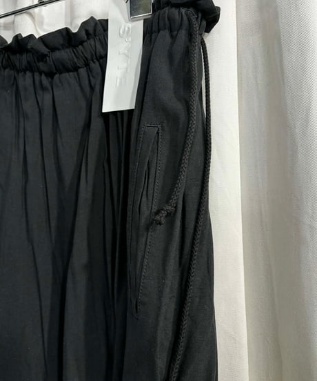 S'YTE yohji yamamoto 花柄レーヨンスカート（UY-S02-201）