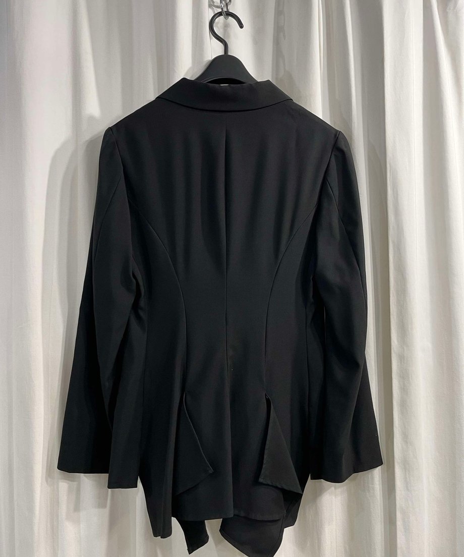 66fa5275d8e56a037106470f