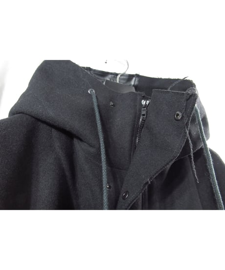 yohji yamamoto pour homme 切りっぱなし ラグランスリーブデザイン ミリタリーコート（FQ-C55-102）