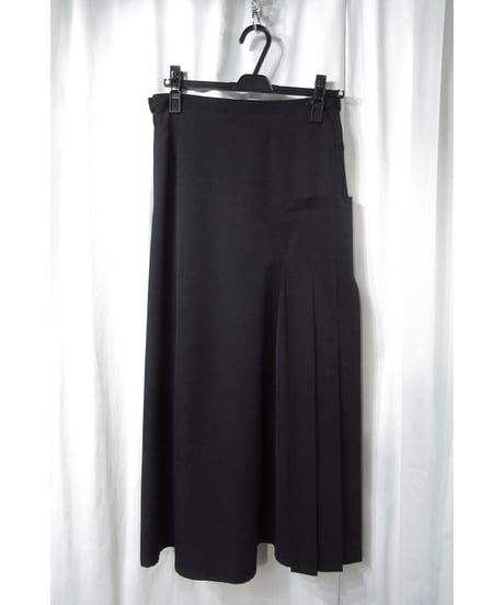 yohji yamamoto +noir サイドプリーツデザイン ロングフレアスカート（NN-S13-100）