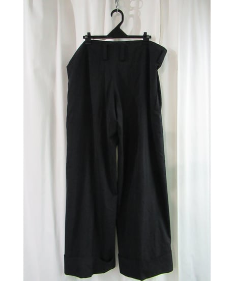 Y’s yohji yamamoto タック入り 裾デザインストレートワイドパンツ（YQ-P06-102）